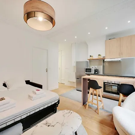 Very For 2 People Batignolles - Nollet Mobility Lease *