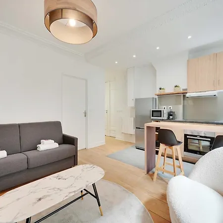 Very For 2 People Batignolles - Nollet Mobility Lease * 파리